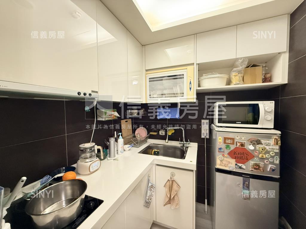 專任一方城心家的中心房屋室內格局與周邊環境