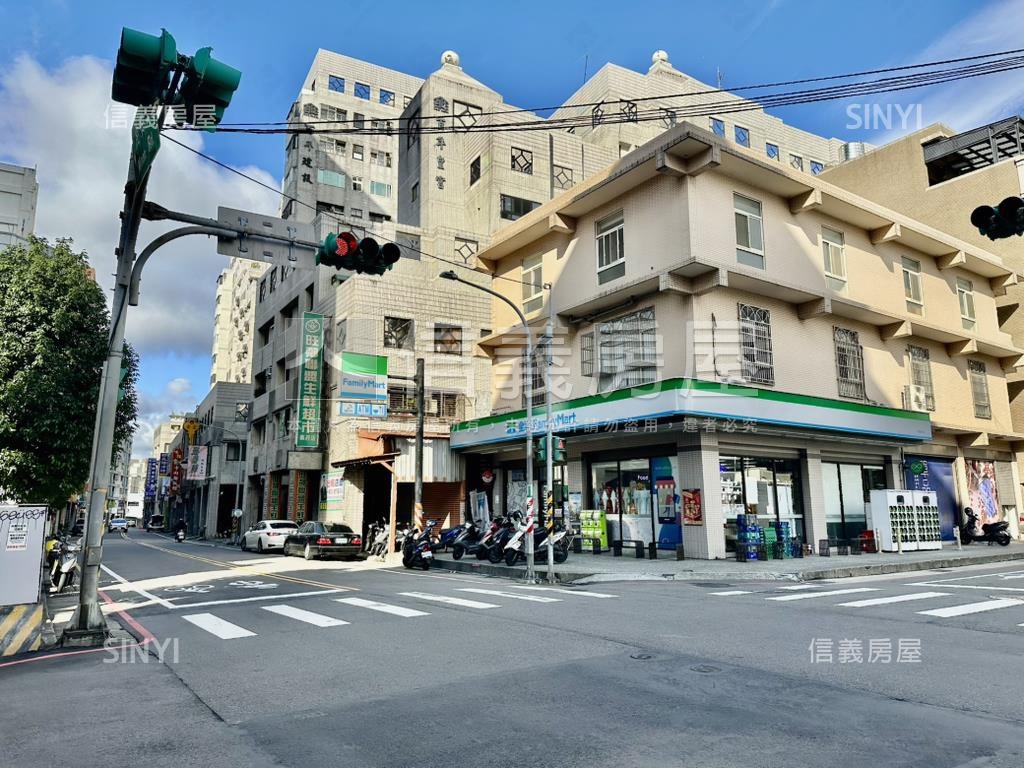 百年皇宮大面寬百坪店面房屋室內格局與周邊環境