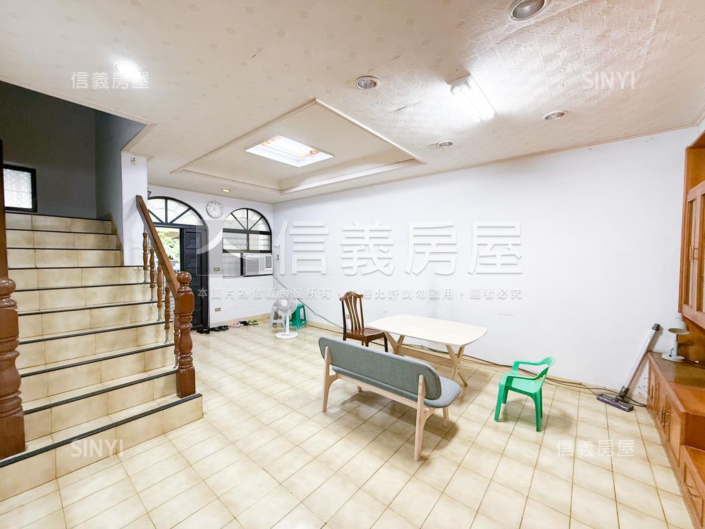 後驛公園車庫美透天房屋室內格局與周邊環境