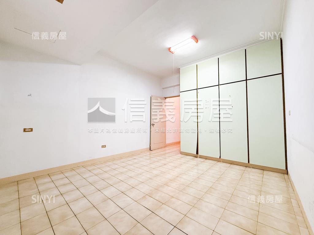 後驛公園車庫美透天房屋室內格局與周邊環境