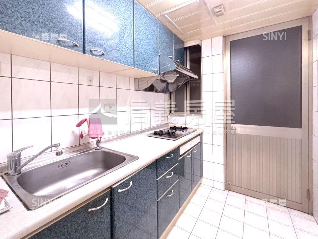 大智街稀有挑高一樓房屋室內格局與周邊環境