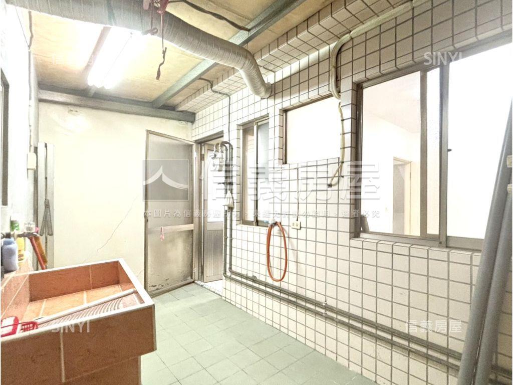 大智街稀有挑高一樓房屋室內格局與周邊環境