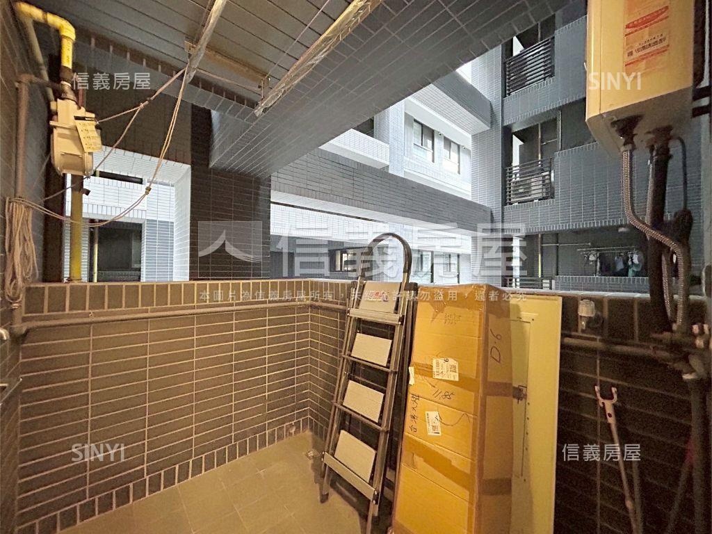 仁發富悅精美裝潢溫馨三房房屋室內格局與周邊環境