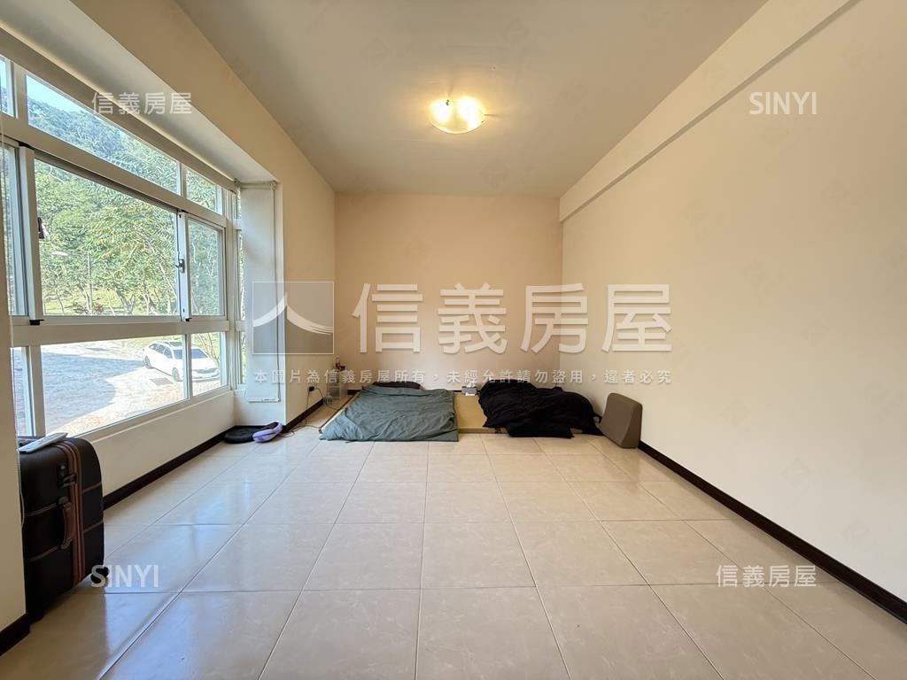 綠中海庭院獨棟景觀別墅房屋室內格局與周邊環境
