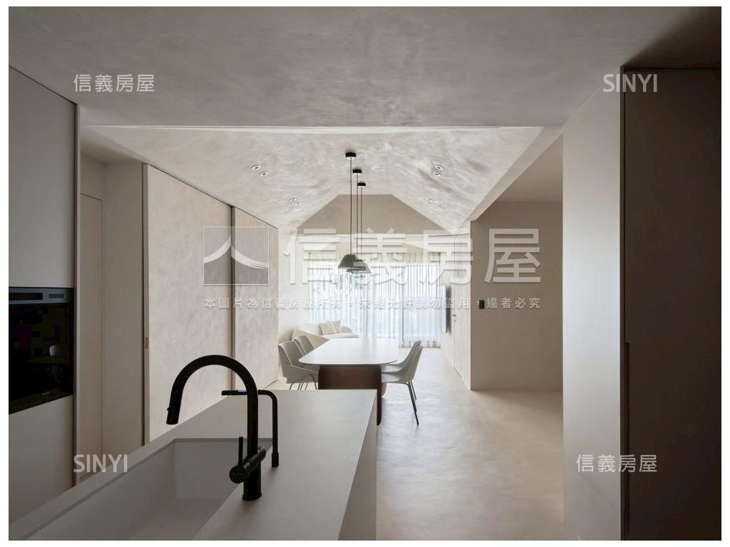 國泰朋高樓２７０度景觀戶房屋室內格局與周邊環境
