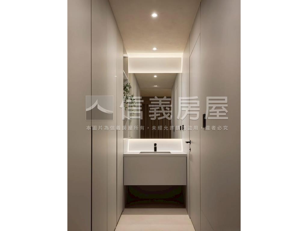 國泰朋高樓２７０度景觀戶房屋室內格局與周邊環境