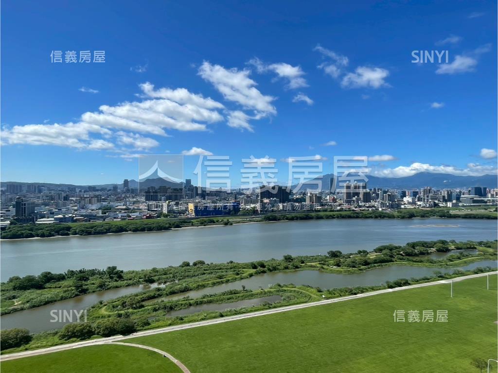 國泰朋高樓２７０度景觀戶房屋室內格局與周邊環境