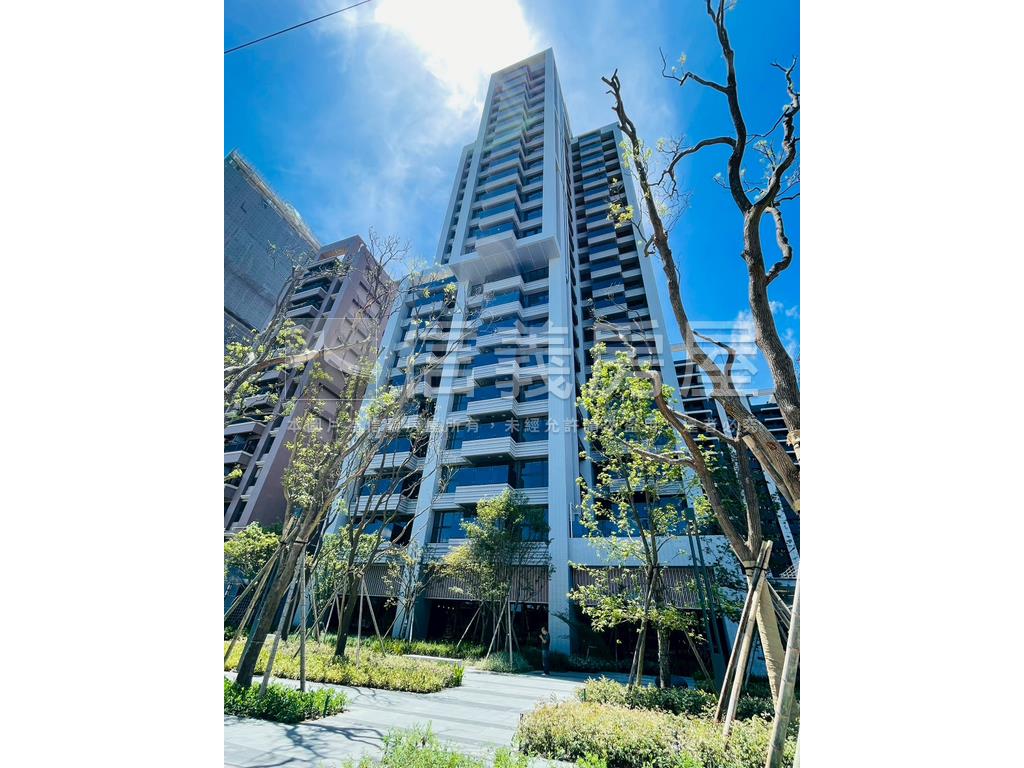 國泰朋高樓２７０度景觀戶房屋室內格局與周邊環境