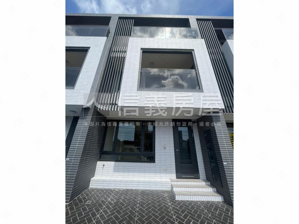 芳苑全新透天房屋室內格局與周邊環境