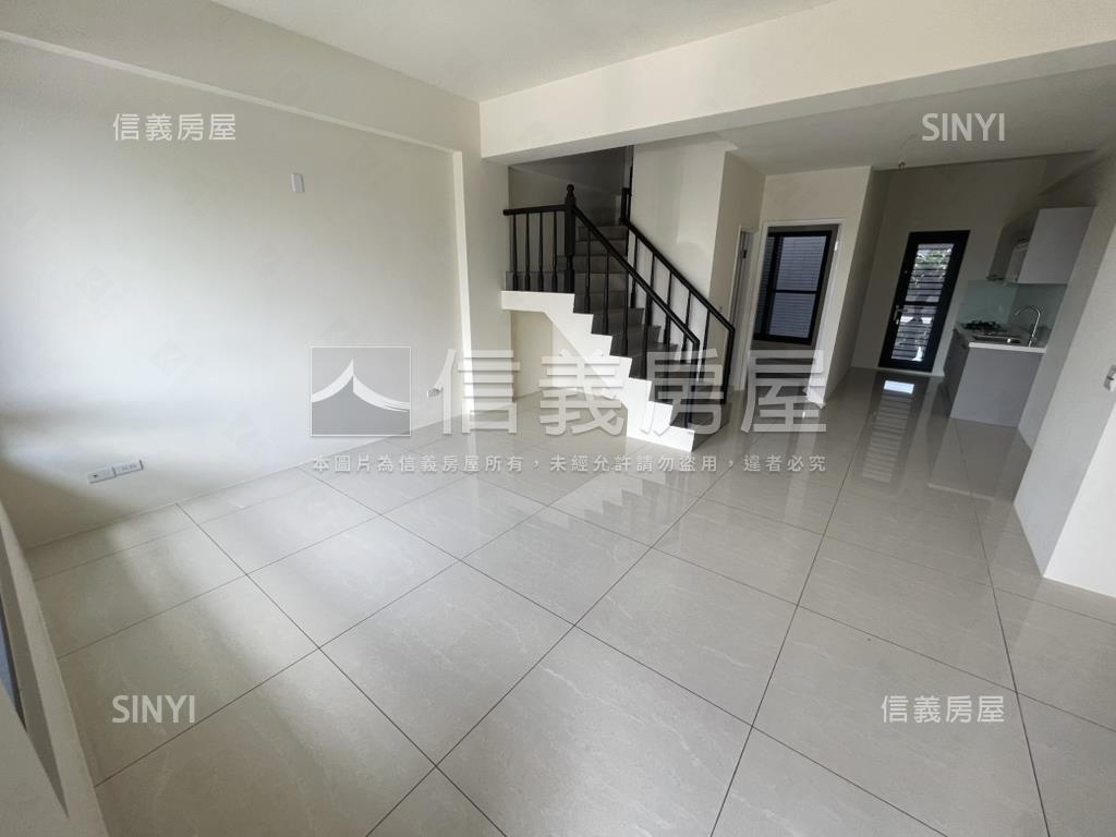 芳苑全新透天房屋室內格局與周邊環境