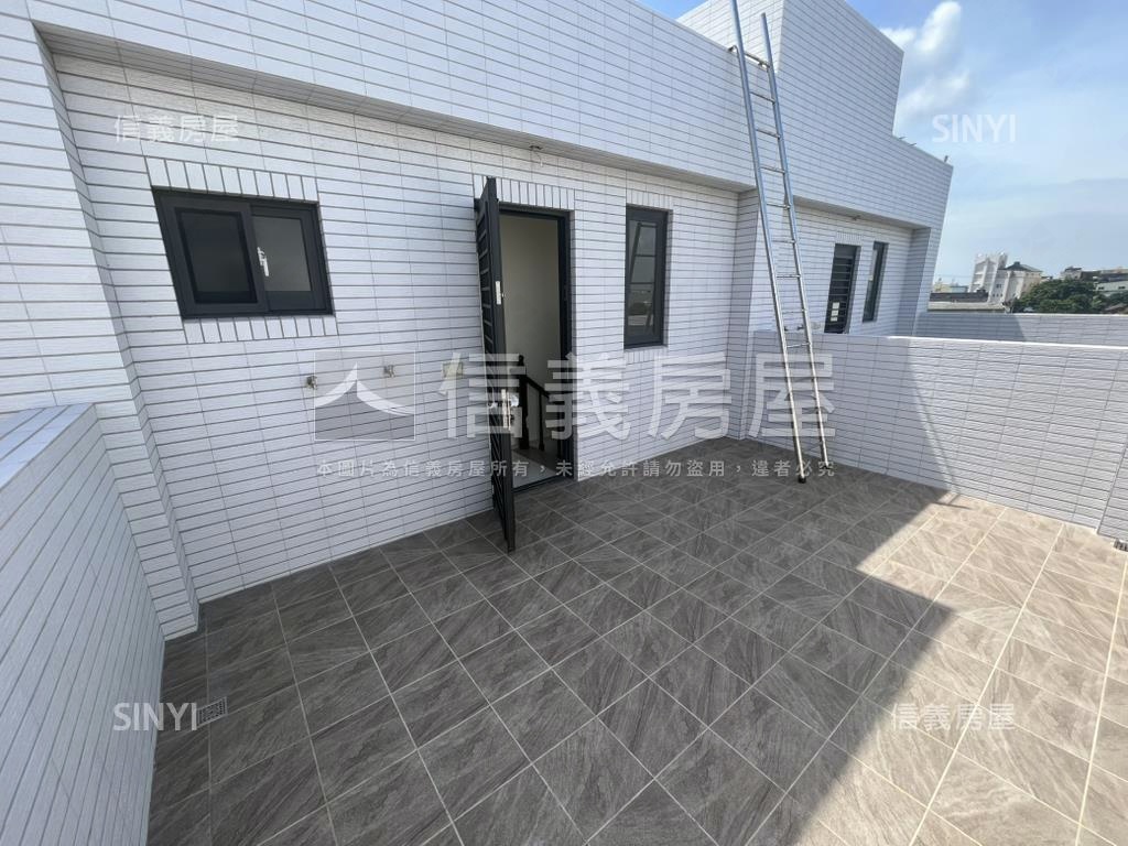 芳苑全新透天房屋室內格局與周邊環境