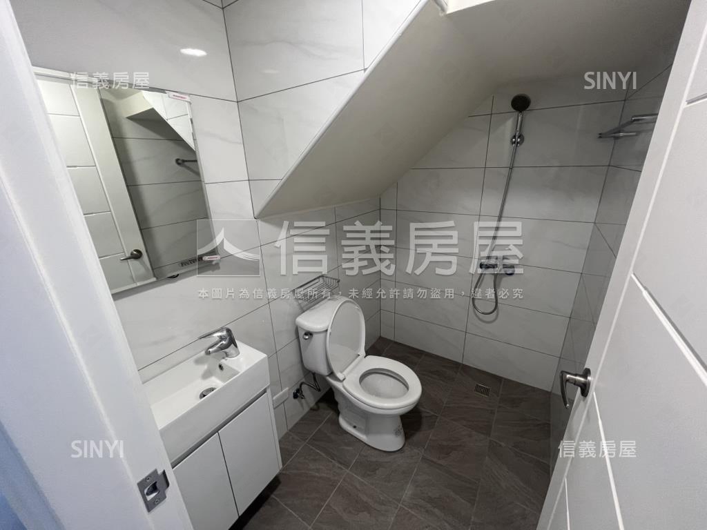 芳苑全新透天房屋室內格局與周邊環境