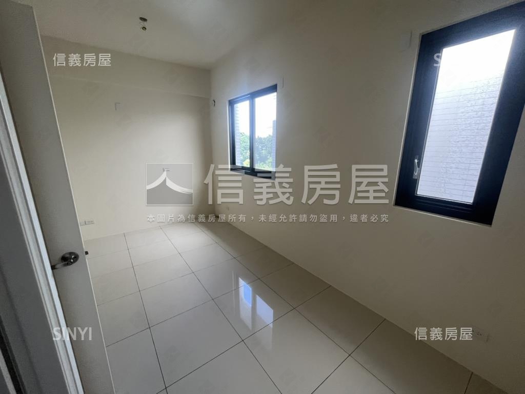 芳苑全新透天房屋室內格局與周邊環境