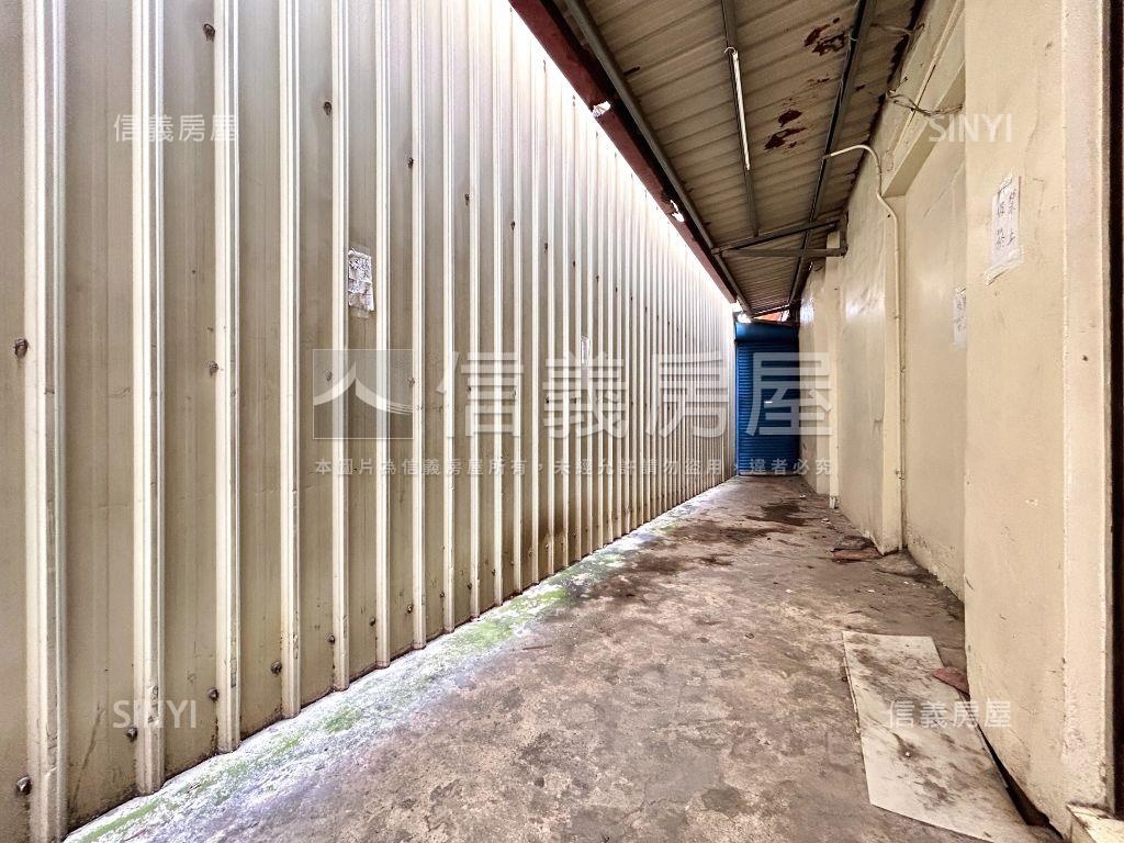 近捷運鳳山自由路一樓美寓房屋室內格局與周邊環境