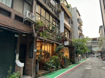 中山黑金土地。透天