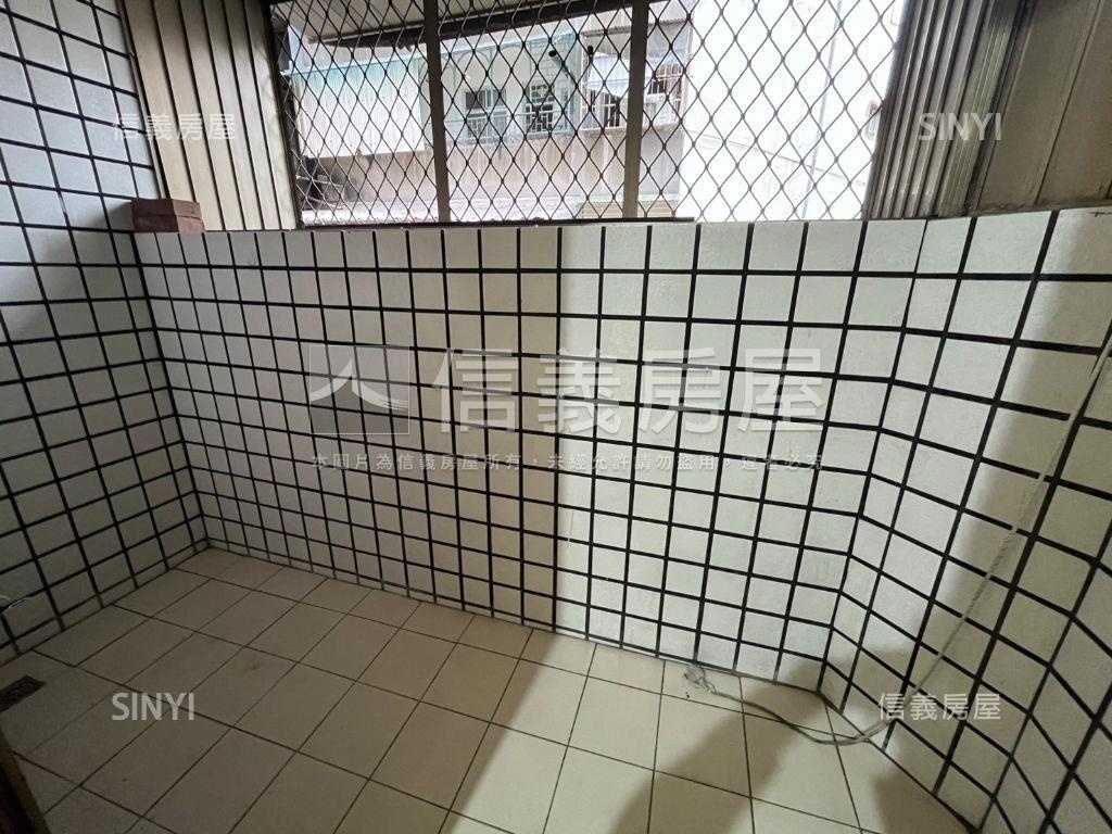 民安低總價３房房屋室內格局與周邊環境