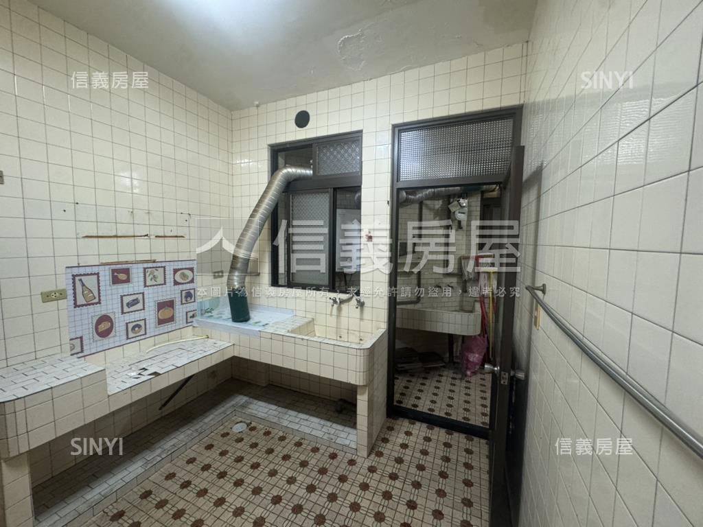 府中後埔街公寓二樓房屋室內格局與周邊環境