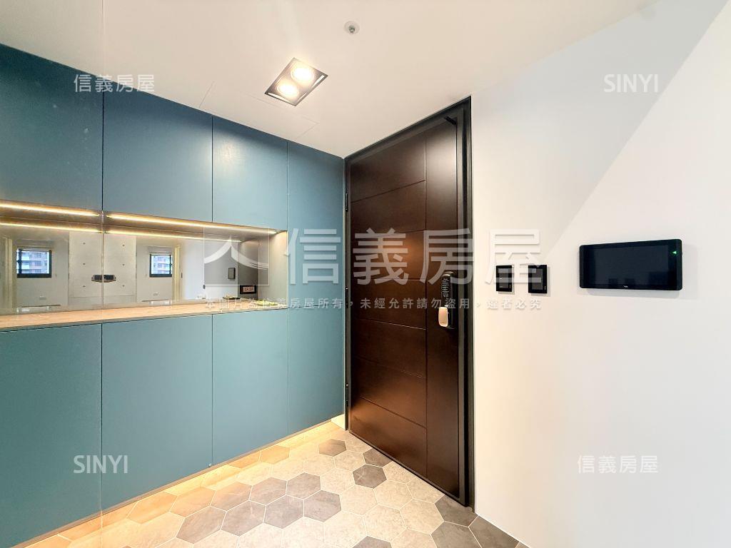 水映河景。漾豪邸三房車位房屋室內格局與周邊環境