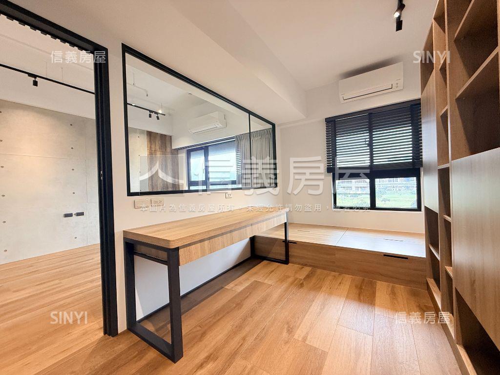 水映河景。漾豪邸三房車位房屋室內格局與周邊環境