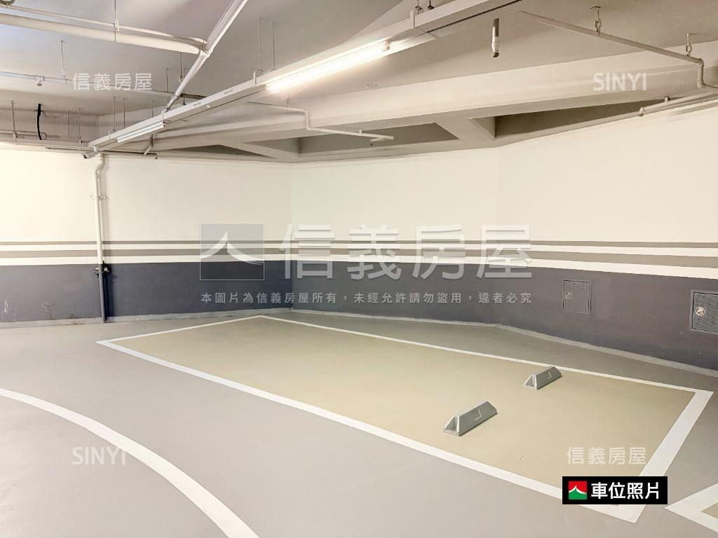 水映河景。漾豪邸三房車位房屋室內格局與周邊環境