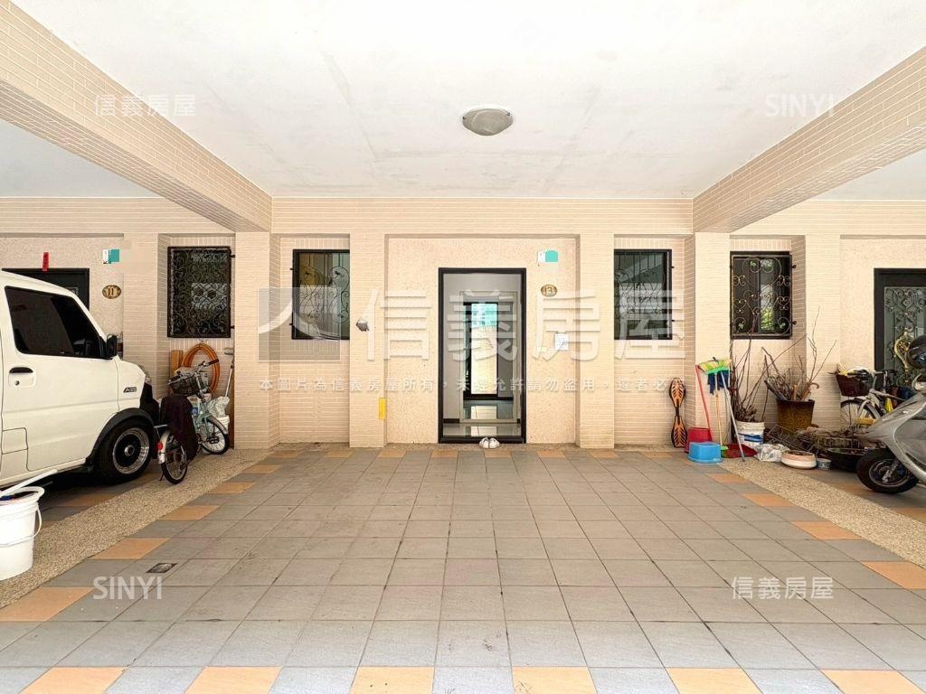 鄭仔寮の面寬質感雙車墅房屋室內格局與周邊環境