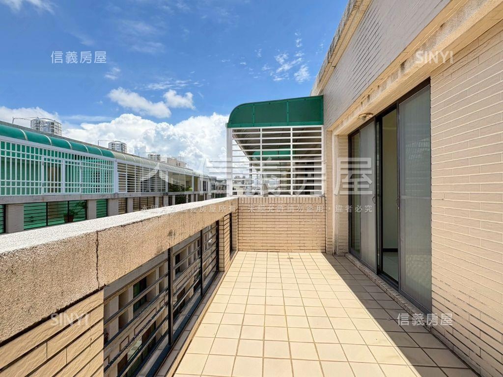 鄭仔寮の面寬質感雙車墅房屋室內格局與周邊環境