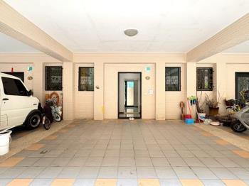 鄭仔寮の面寬質感雙車墅