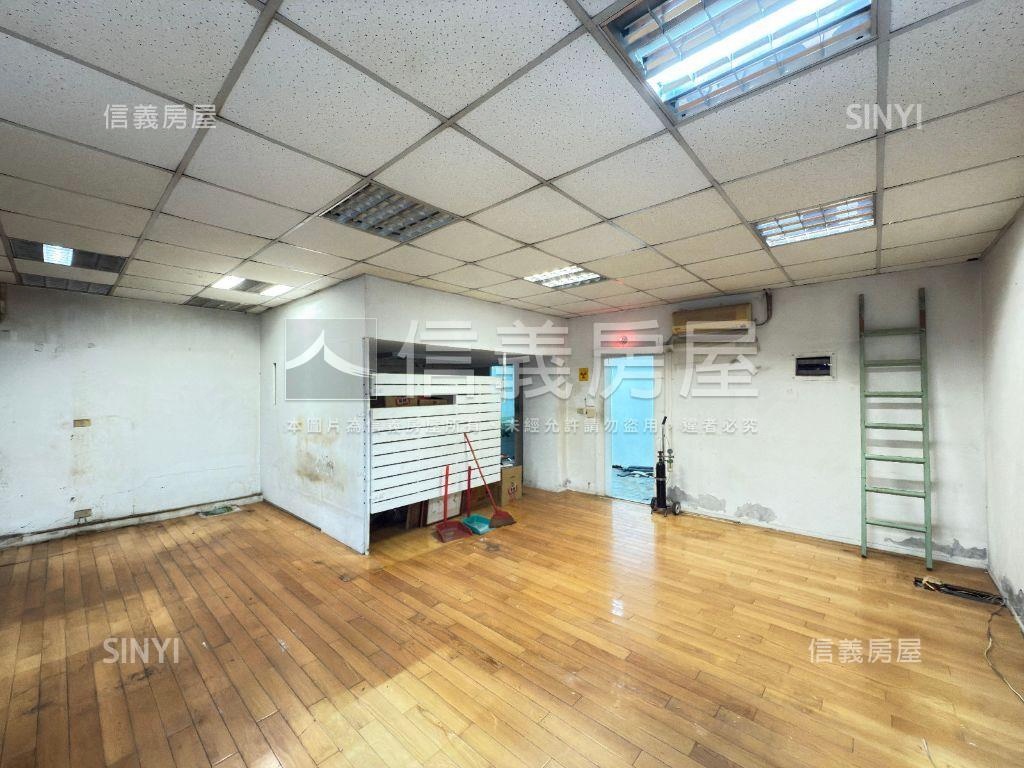 華航南京復興稀有店面房屋室內格局與周邊環境