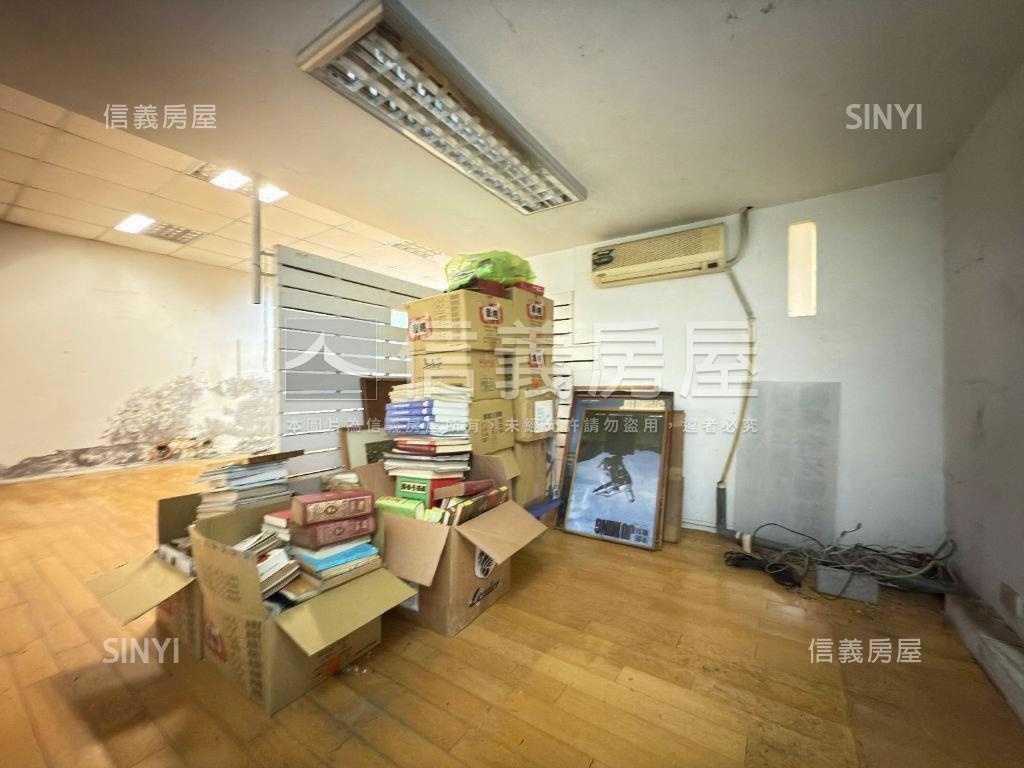 華航南京復興稀有店面房屋室內格局與周邊環境