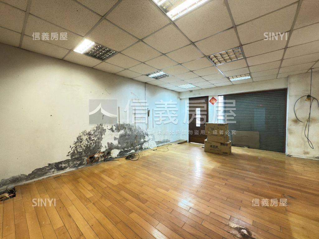 華航南京復興稀有店面房屋室內格局與周邊環境