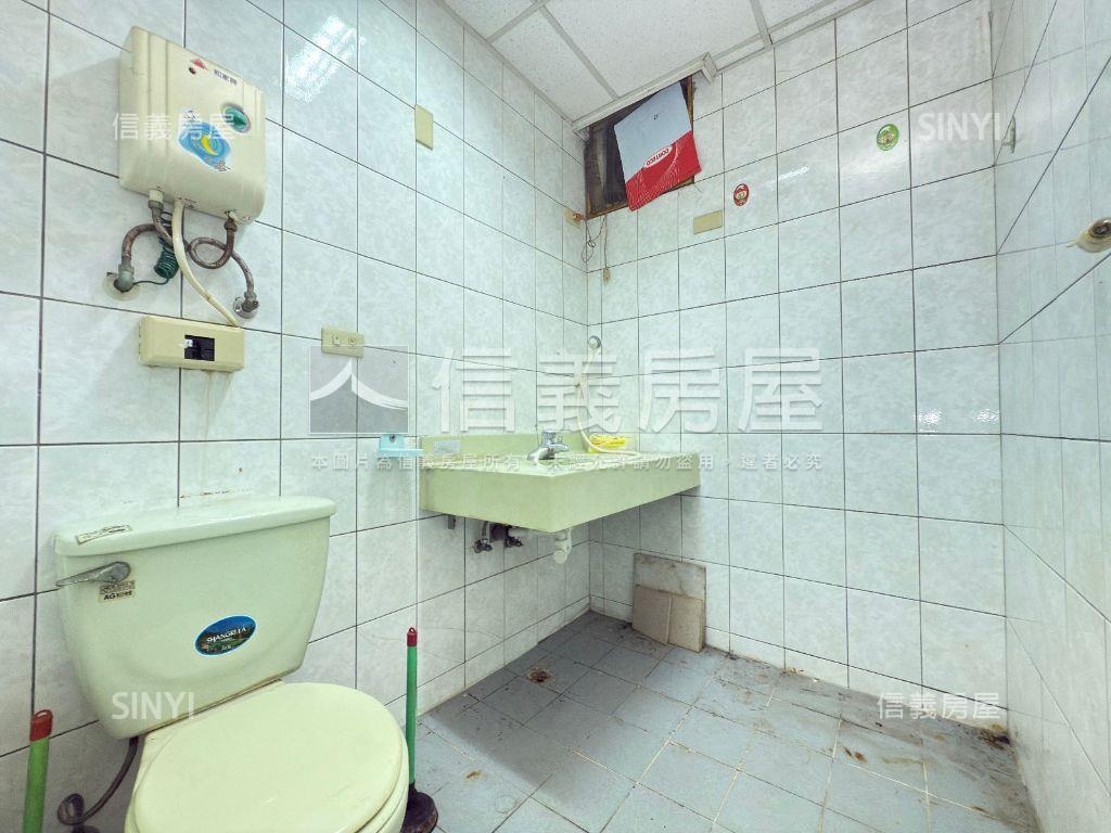 華航南京復興稀有店面房屋室內格局與周邊環境