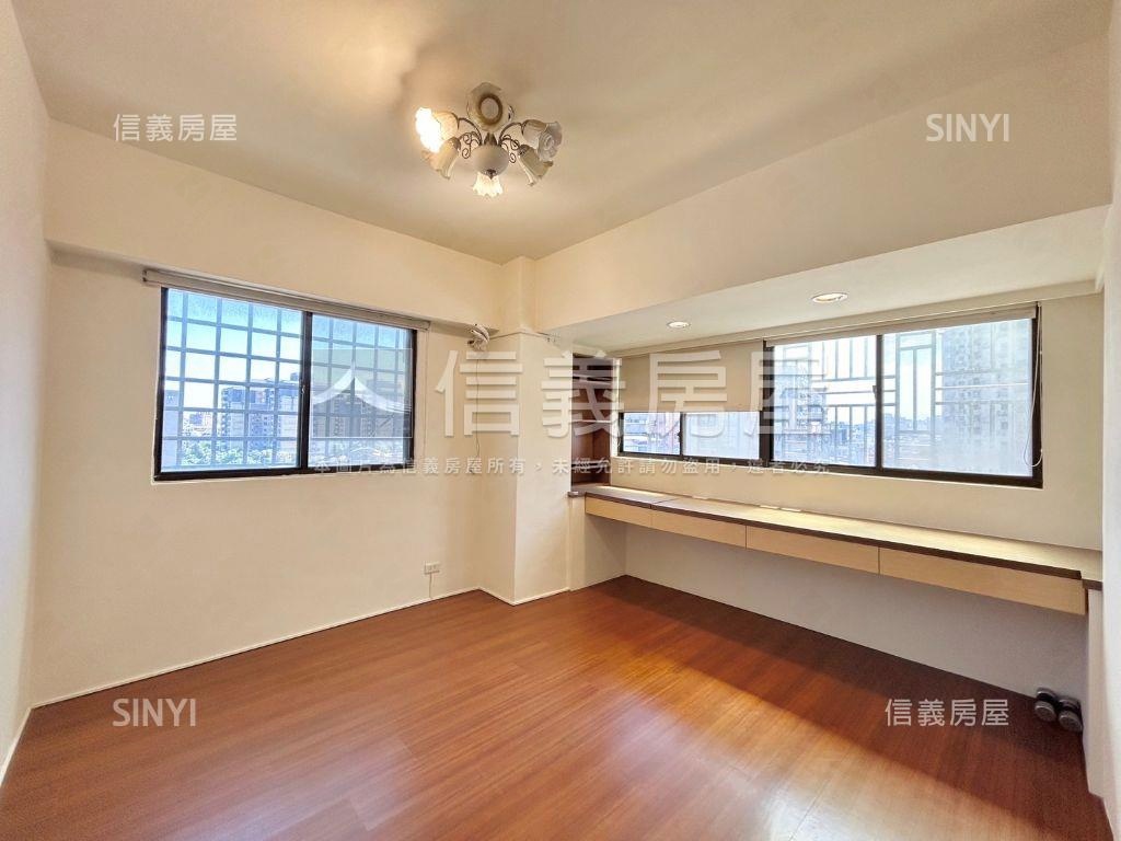 牛埔視野三房車位房屋室內格局與周邊環境