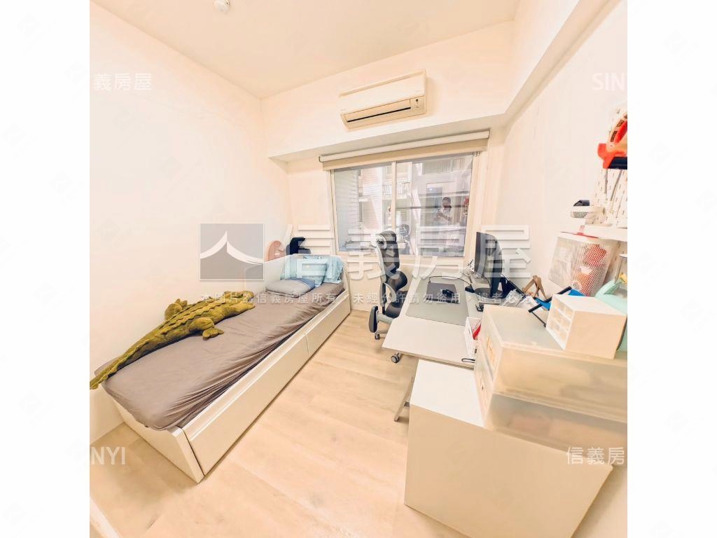 汐止漂亮２房２衛配車位房屋室內格局與周邊環境