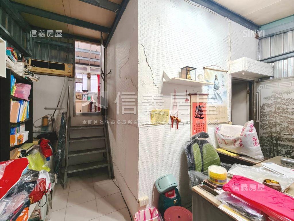 有天有地靜巷透天房屋室內格局與周邊環境