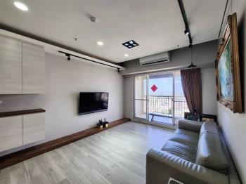 玉山★景觀高樓美３房車位