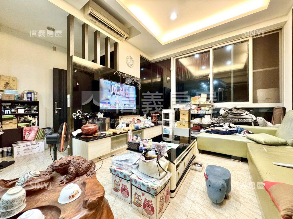 橋頭鬧區臨路雙車美透房屋室內格局與周邊環境