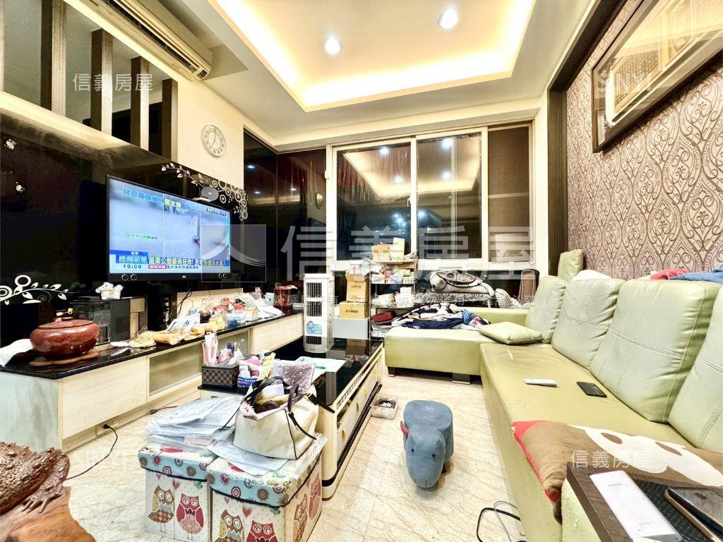 橋頭鬧區臨路雙車美透房屋室內格局與周邊環境