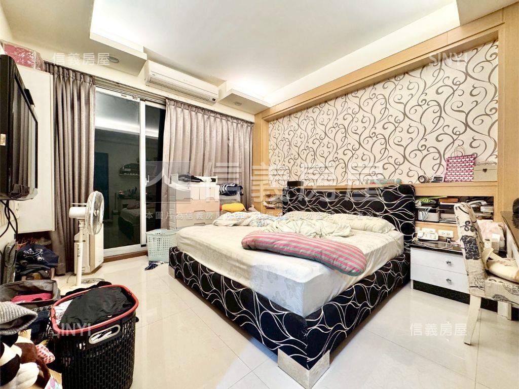 橋頭鬧區臨路雙車美透房屋室內格局與周邊環境