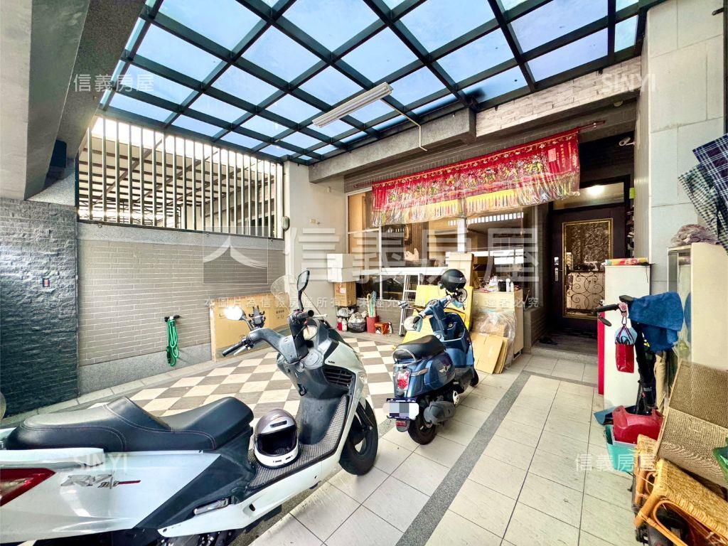 橋頭鬧區臨路雙車美透房屋室內格局與周邊環境