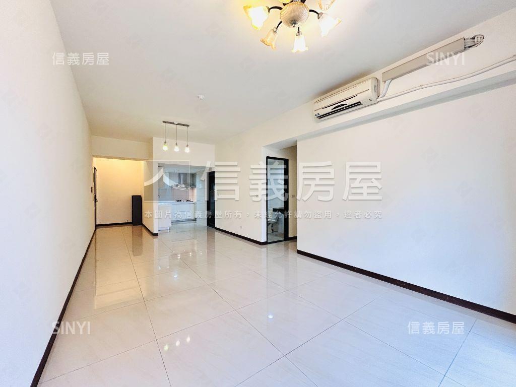 近高鐵國品苑４房車位房屋室內格局與周邊環境