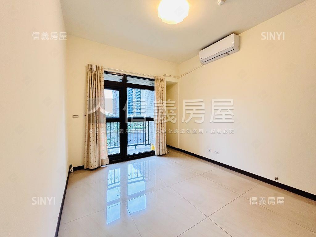 近高鐵國品苑４房車位房屋室內格局與周邊環境