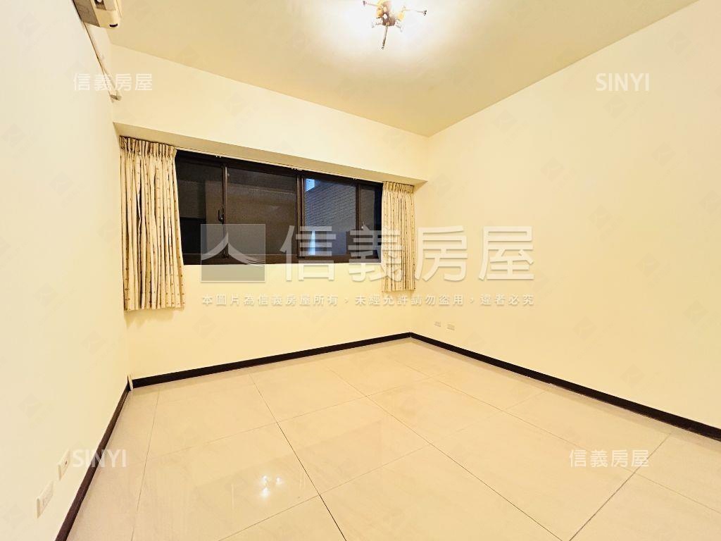 近高鐵國品苑４房車位房屋室內格局與周邊環境