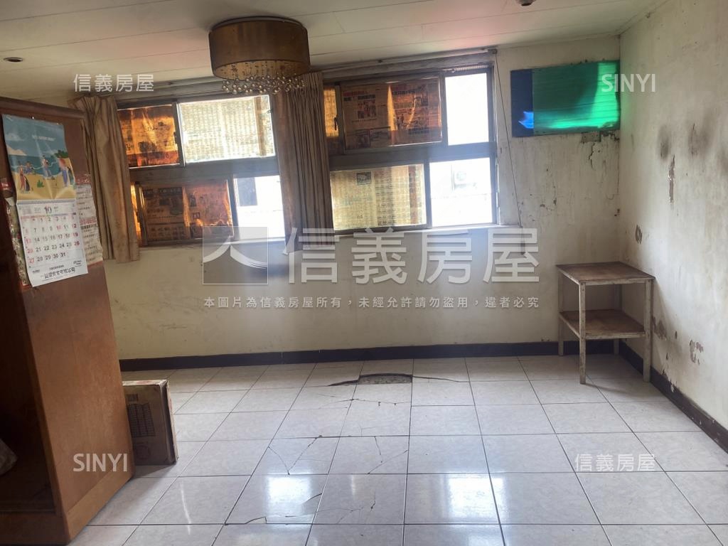 國泰街小資公寓房屋室內格局與周邊環境