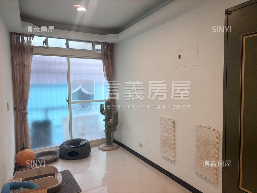 ［專任］雙園街裝潢美寓房屋室內格局與周邊環境