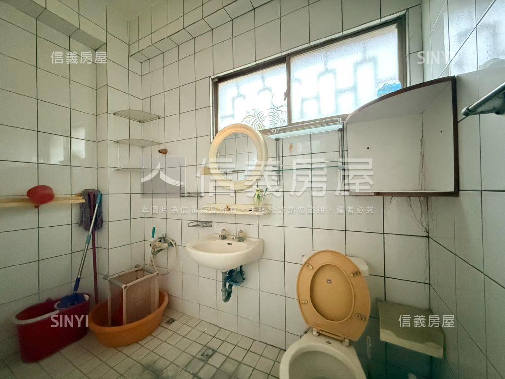 誠售！復華一街角窗金店房屋室內格局與周邊環境