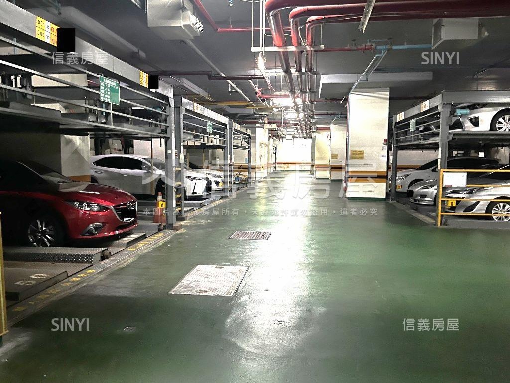 鎮金殿划算車位房屋室內格局與周邊環境