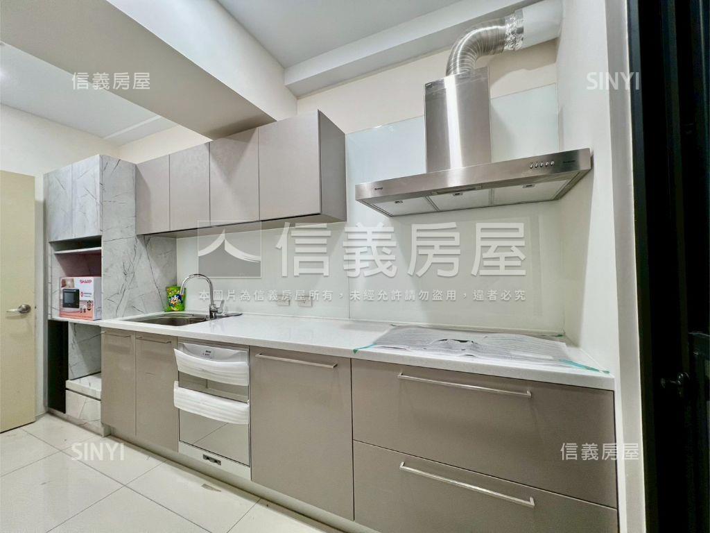 聯上賞海美宅雙車位房屋室內格局與周邊環境