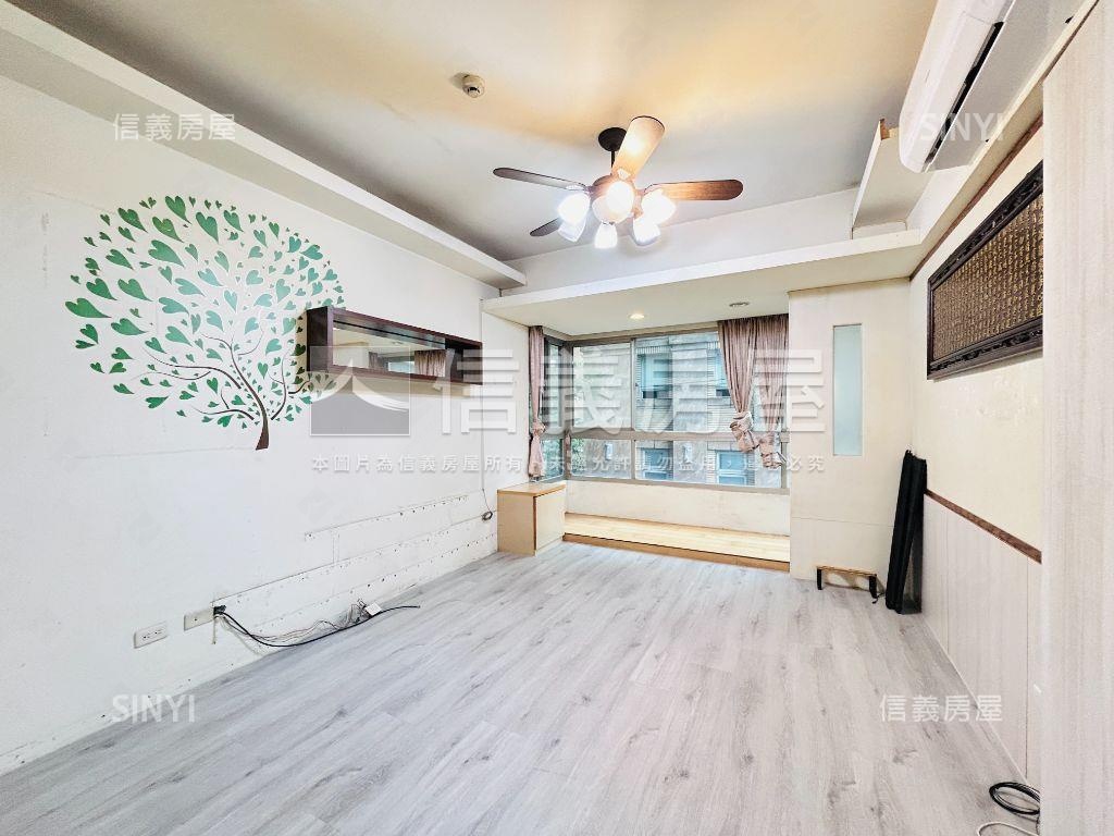 當代藝術三房車位房屋室內格局與周邊環境