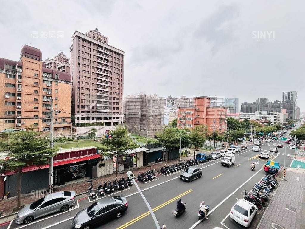 當代藝術三房車位房屋室內格局與周邊環境