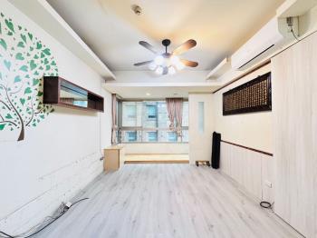 當代藝術三房車位